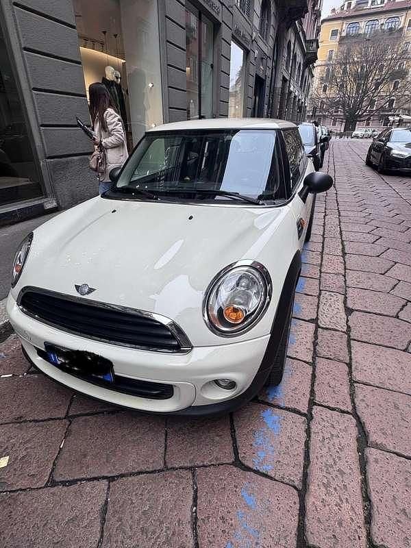 Usata Mini ONE 75 CV (55 kW) 2014 Utilitaria