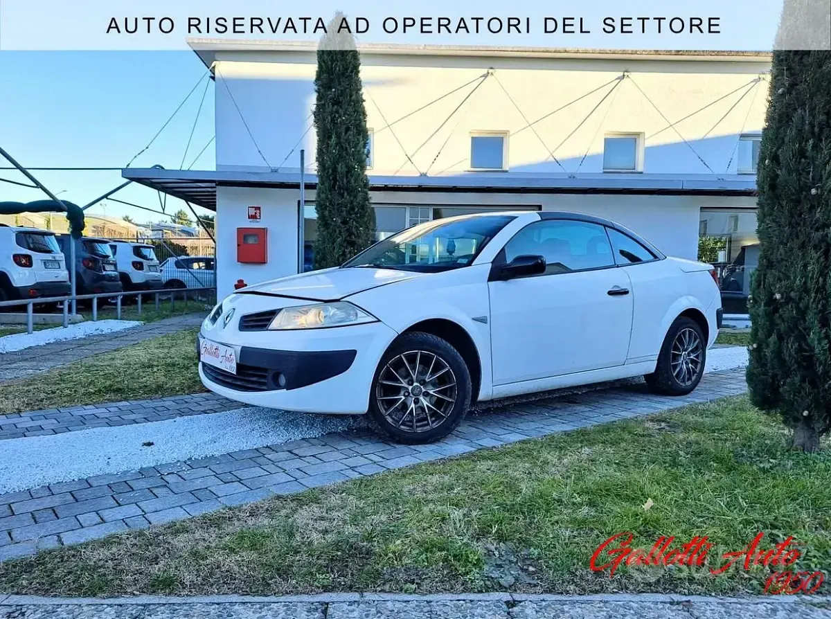 Usata Renault Mégane Cabriolet Luxe 150 CV (110 kW) 2007 Bianco Cabrio