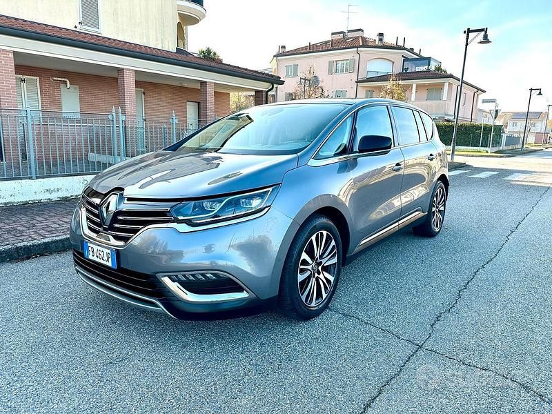 Grigio Usata 2015 Renault Espace Initiale Paris Tre volumi | 7900 € (Buon prezzo) - Immagine 1/4