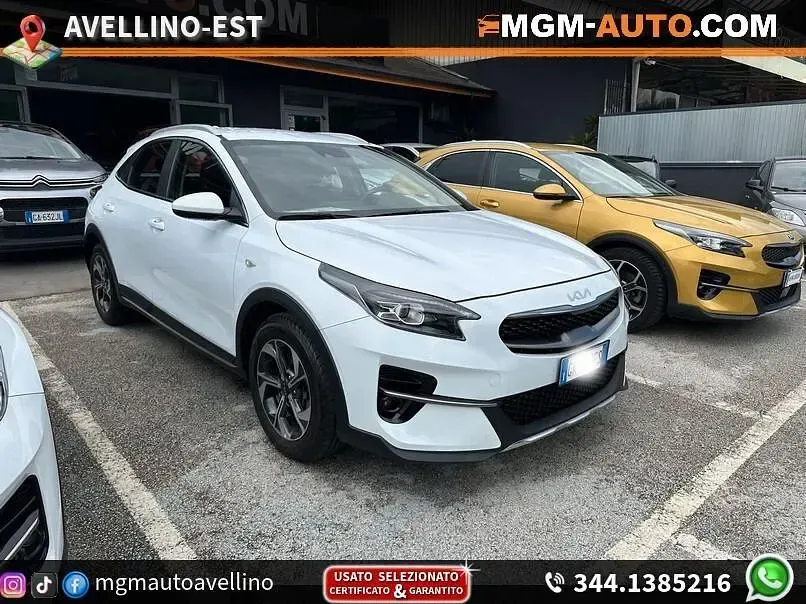 Usata Kia XCeed Urban 116 CV (85 kW) 2022 Bianco SUV