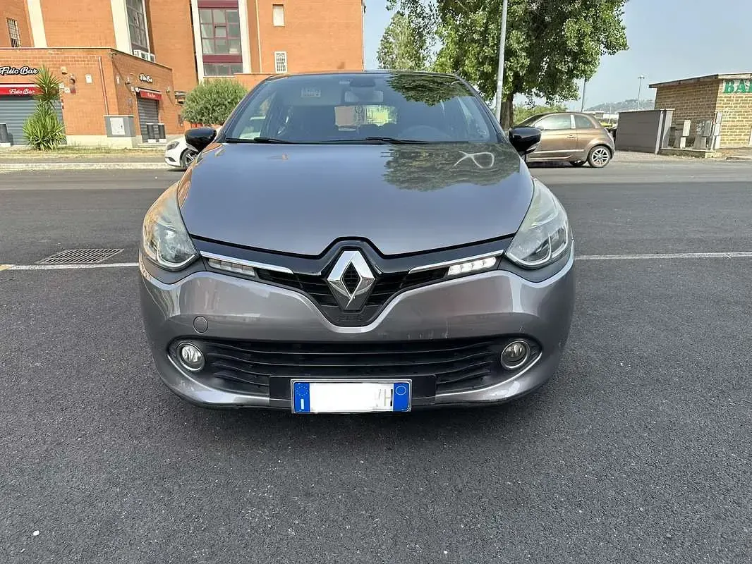 Usata Renault Clio IV Dynamique 90 CV (66 kW) 2013 Berlina