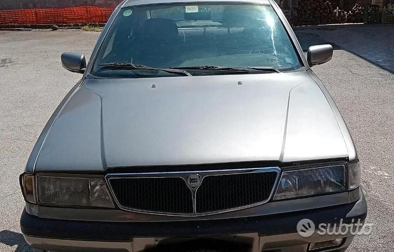 Usata Lancia Dedra 1992 Grigio Berlina