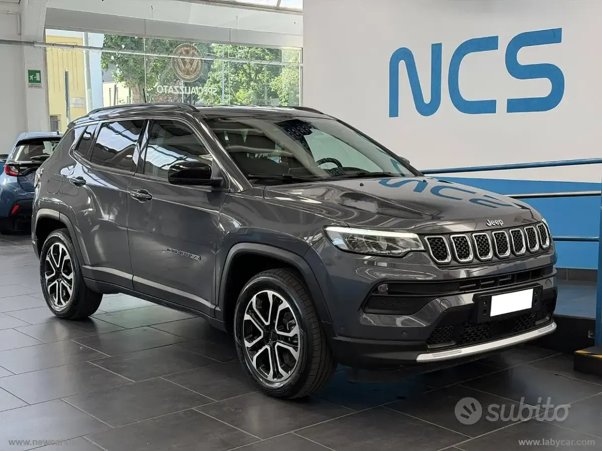 Usata Jeep Compass 131 CV (96 kW) 2022 Grigio SUV