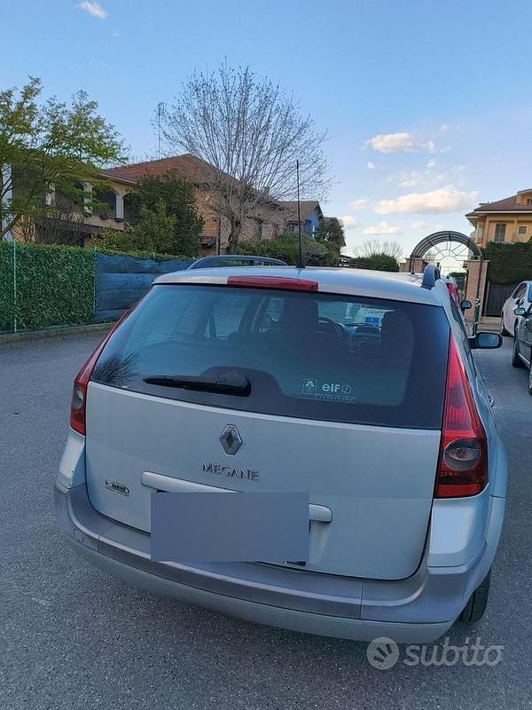 Usata Renault Mégane GrandTour 100 CV (73 kW) 2005 Grigio Station wagon
