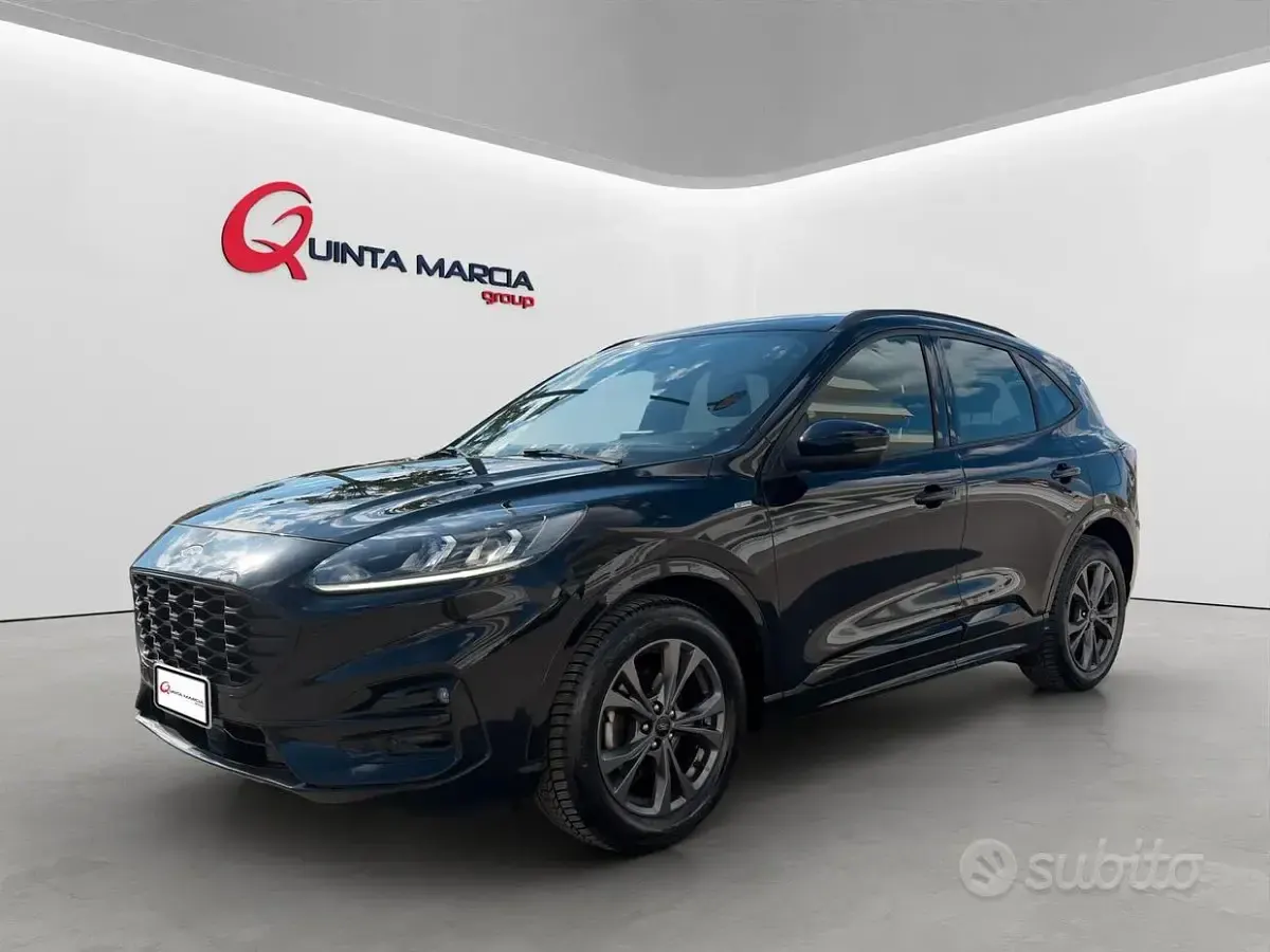 Usata Ford Kuga ST-Line 120 CV (88 kW) 2022 Nero SUV