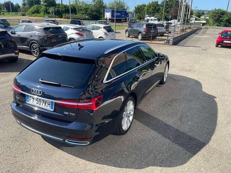 Usata Audi A6 Business 163 CV (119 kW) 2019 Blu Station wagon