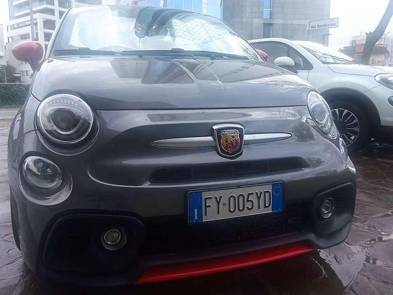 Usata Fiat 500 Abarth 165 CV (121 kW) 2017 Grigio Utilitaria