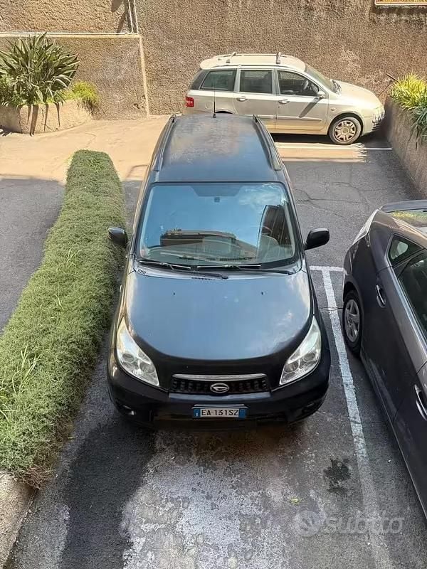 Usata Daihatsu Terios HIRO 105 CV (77 kW) 2010 Nero SUV