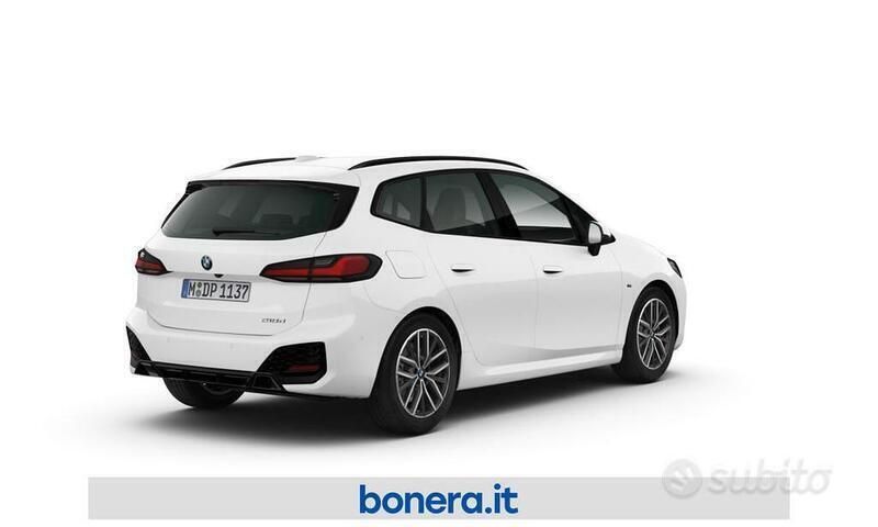 Nuova BMW 218 Active Tourer M Sport 150 CV (110 kW) 2025 Alpin white pastello Monovolume