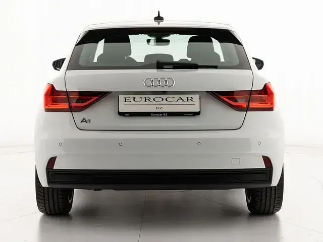 Nuova Audi A1 Sportback Business 116 CV (85 kW) 2026 Bianco ghiaccio metallizzato Utilitaria