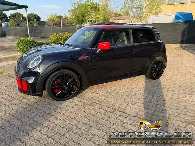 Usata Mini John Cooper Works 231 CV (169 kW) 2023 Blu scuro Utilitaria