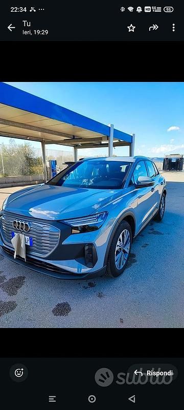 Usata Audi Q4 e-tron 194 kW (265 CV) 2022 Grigio SUV