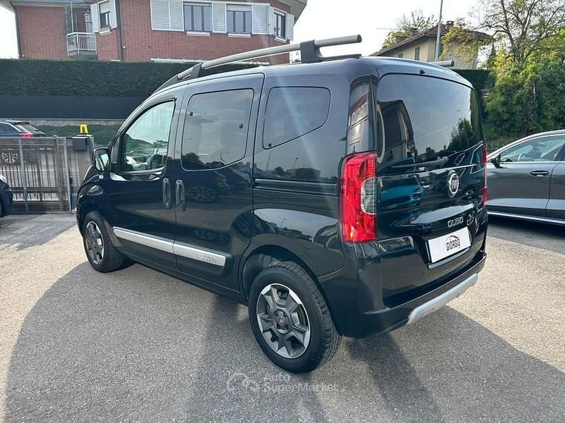 Usata Fiat Qubo Trekking 80 CV (58 kW) 2017 Nero Monovolume