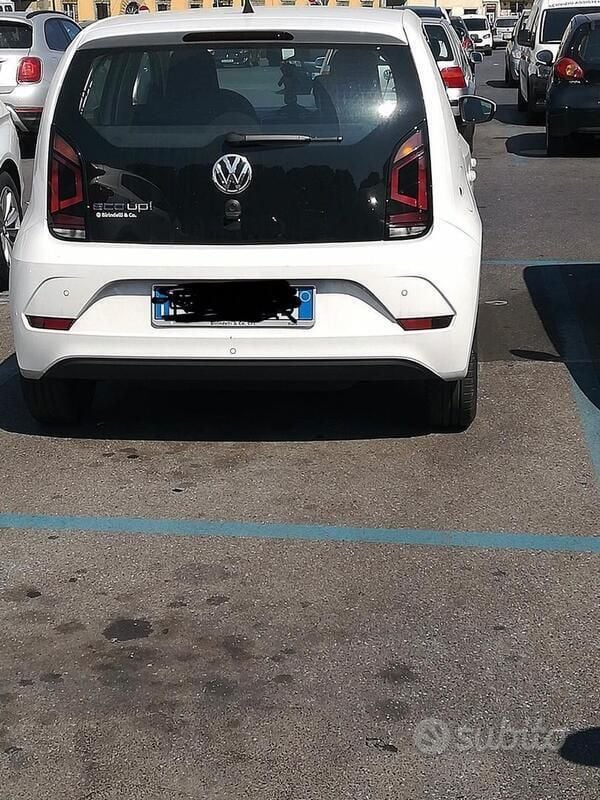 Usata VW up! Move 68 CV (50 kW) 2019 Bianco Utilitaria