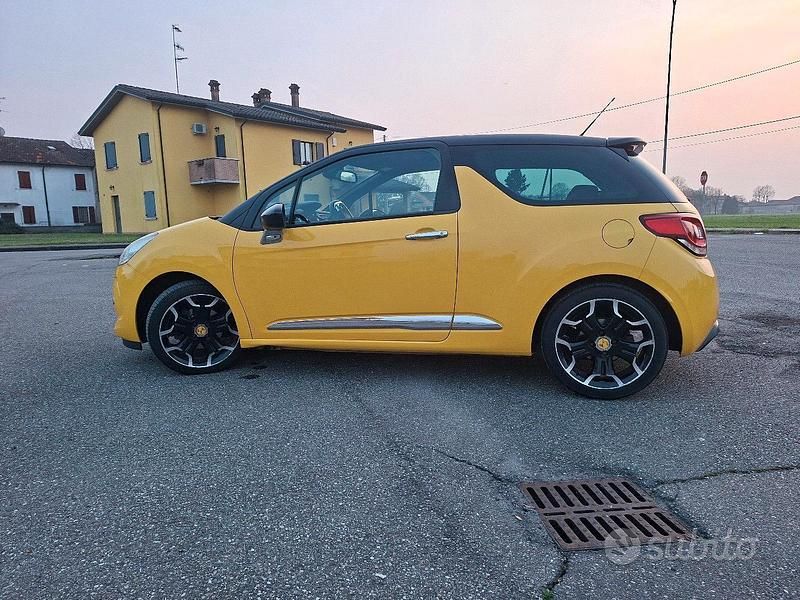 Usata DS Automobiles DS3 112 CV (82 kW) 2010 Giallo Coupé
