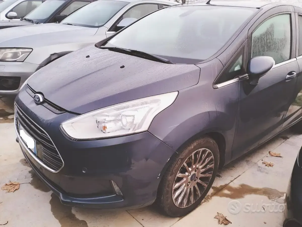 Usata Ford B-MAX 100 CV (73 kW) 2013 Blu Monovolume