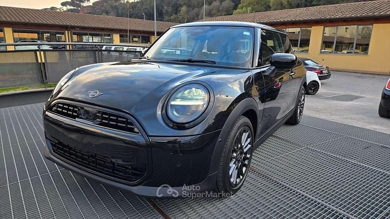 Usata Mini Cooper SE Essential 114 kW (156 CV) 2024 Nero Utilitaria
