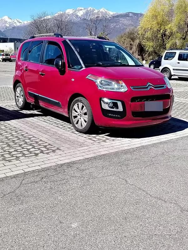 Usata Citroën C3 Picasso Exclusive 2017 Rosso Monovolume