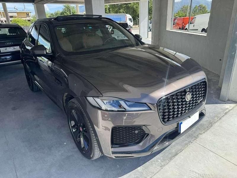 Usata Jaguar F-Pace R-Dynamic 204 CV (150 kW) 2021 Grigio SUV