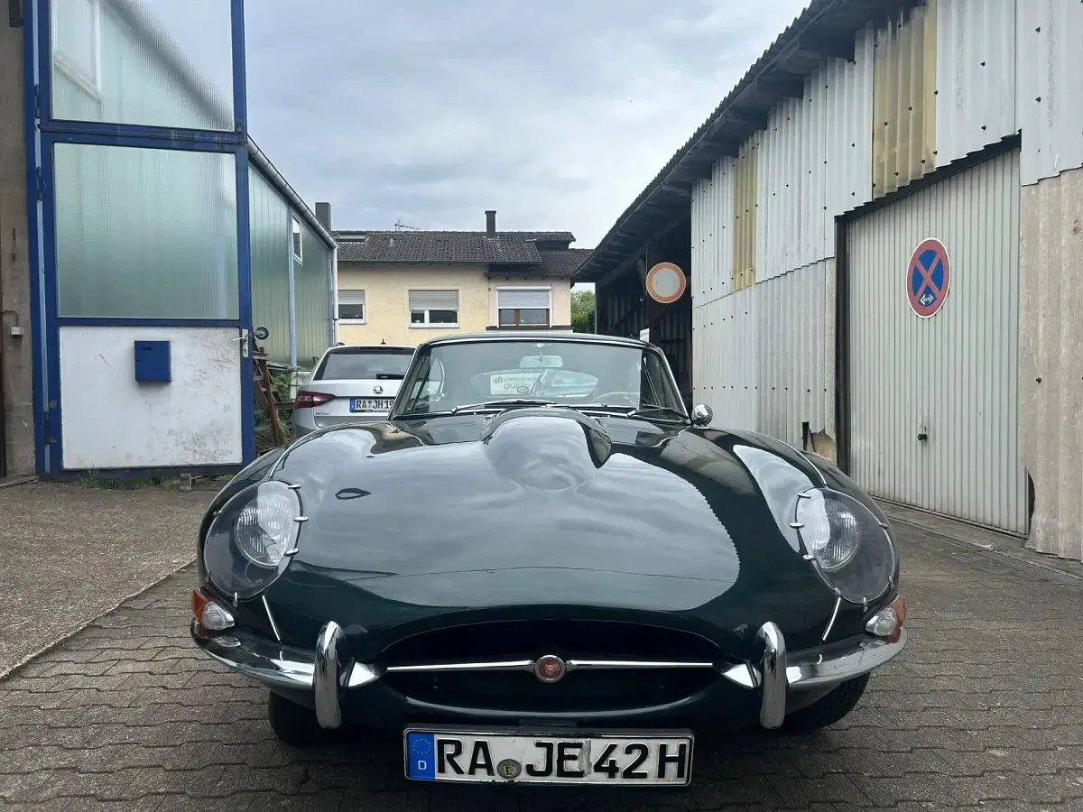 Usata Jaguar E-Type 269 CV (197 kW) 1966 Verde Coupé