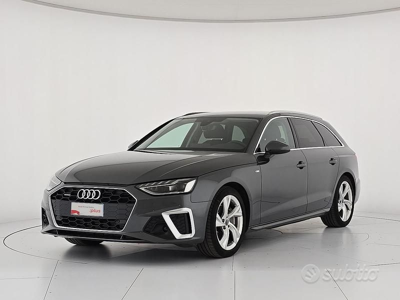Usata Audi A4 S-Line 204 CV (150 kW) 2022 Grigio Station wagon