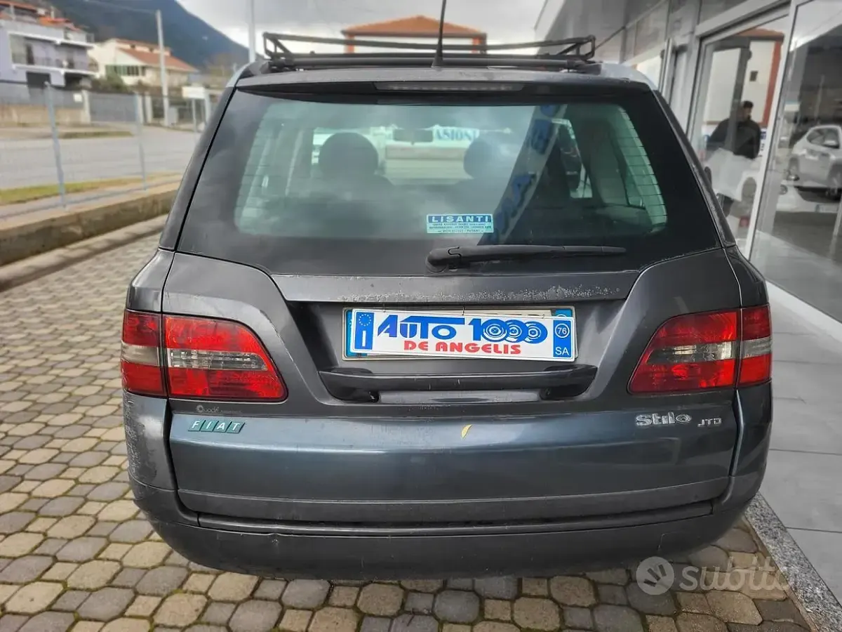 Usata Fiat Stilo Dynamic 116 CV (85 kW) 2004 Grigio Station wagon