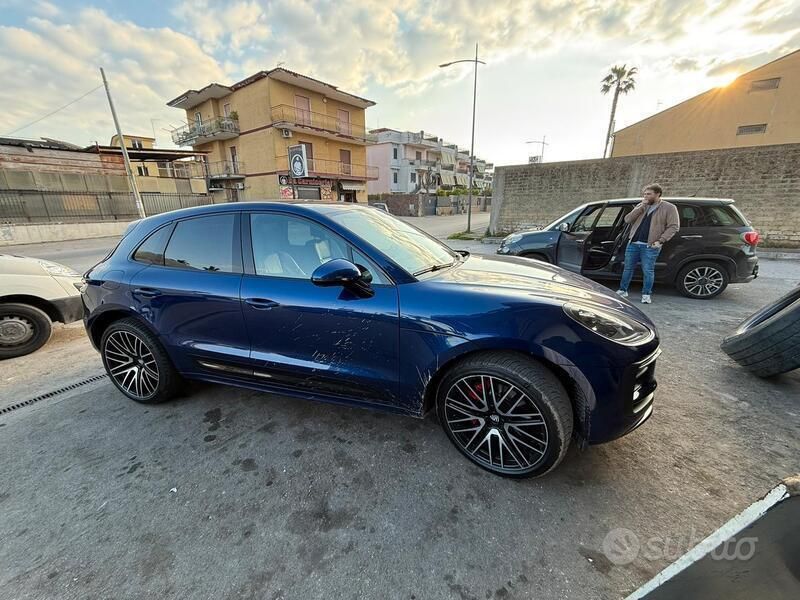 Usata 2022 Porsche Macan S SUV | 70.000 € (Buon prezzo) - Immagine 1/4