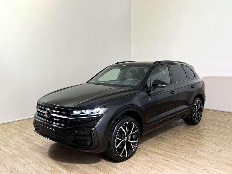 Nero Nuova 2026 VW Touareg Edition SUV | 84.000 € (Buon prezzo) - Immagine 1/4
