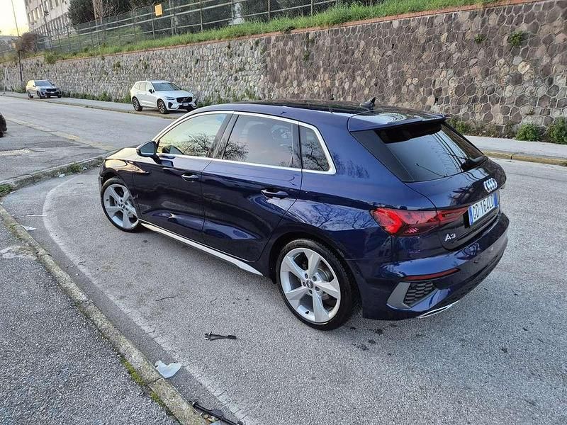 Usata Audi A3 S-Line 150 CV (110 kW) 2021 Blu/azzurro Berlina