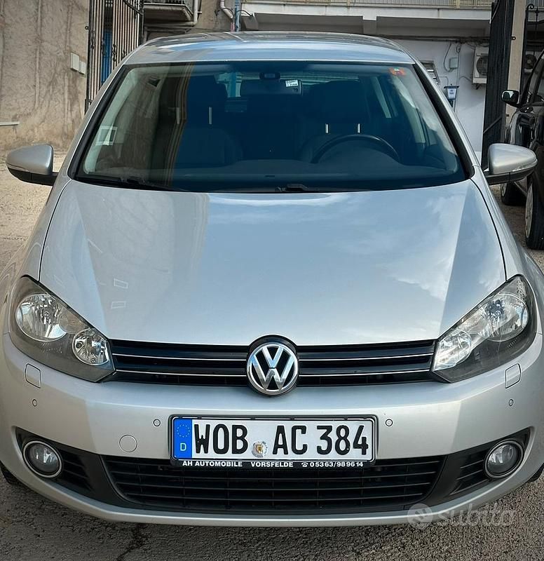 Usata VW Golf VI 105 CV (77 kW) 2010 Utilitaria
