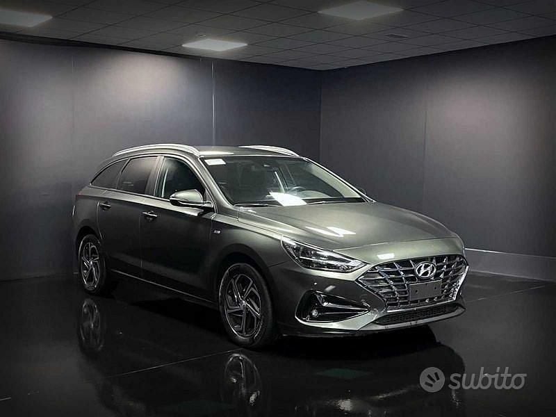 Usata Hyundai i30 Prime 120 CV (88 kW) 2023 Grigio Station wagon