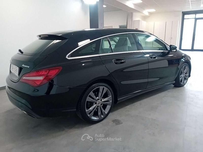 Usata Mercedes CLA45 AMG AMG 136 CV (100 kW) 2017 Nero Station wagon