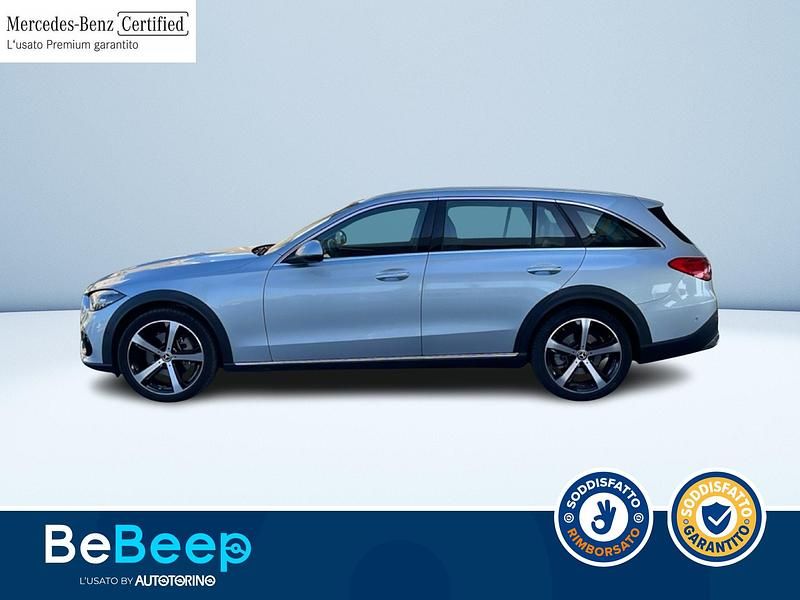 Usata Mercedes 220 Premium 200 CV (147 kW) 2022 Argento metallizzato Station wagon