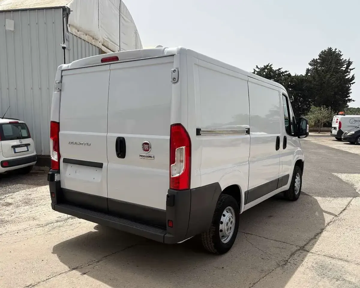 Usata Fiat Ducato 116 CV (85 kW) 2018 Bianco Furgone