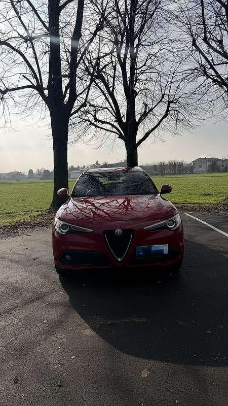 Usata Alfa Romeo Stelvio Executive 209 CV (153 kW) 2018 SUV