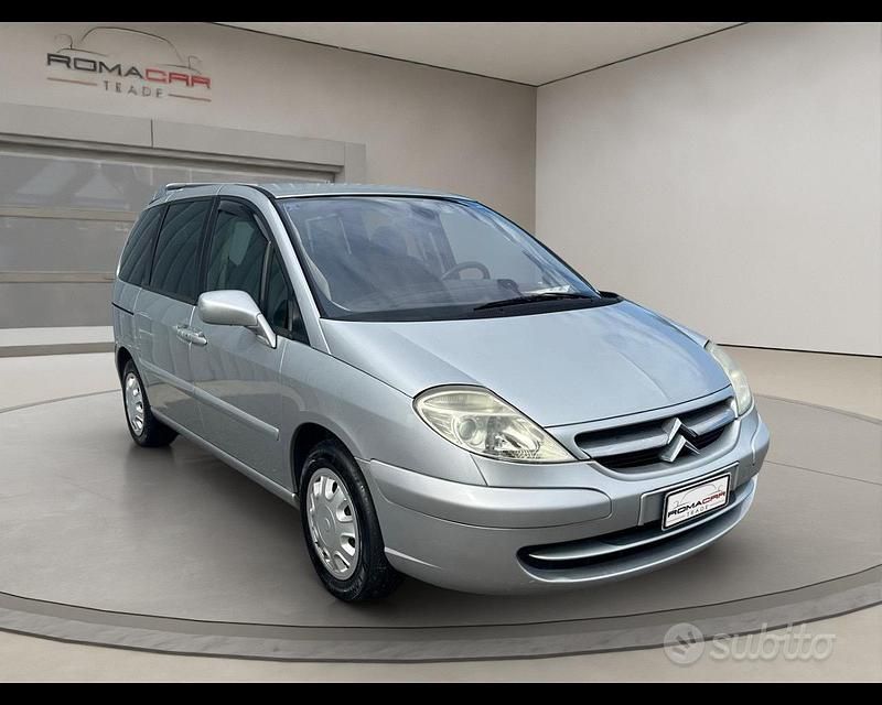 Usata Citroën C8 Elegance 109 CV (80 kW) 2006 Grigio Monovolume