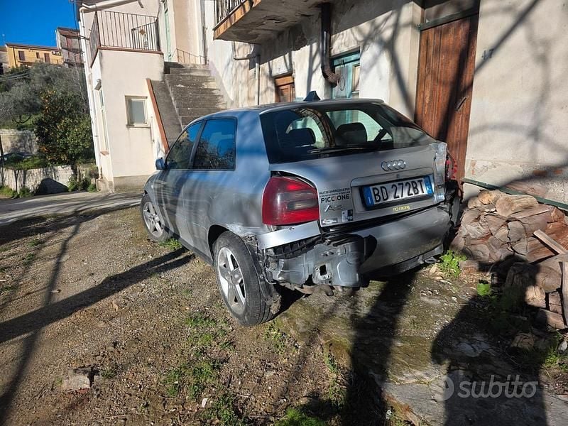 Usata Audi A3 90 CV (66 kW) 1999 Utilitaria