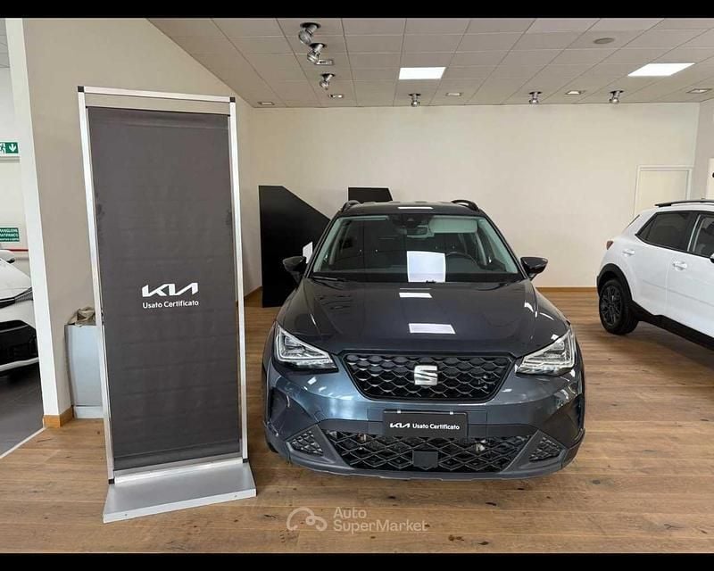 Usata Seat Arona Style 95 CV (69 kW) 2022 Grigio SUV