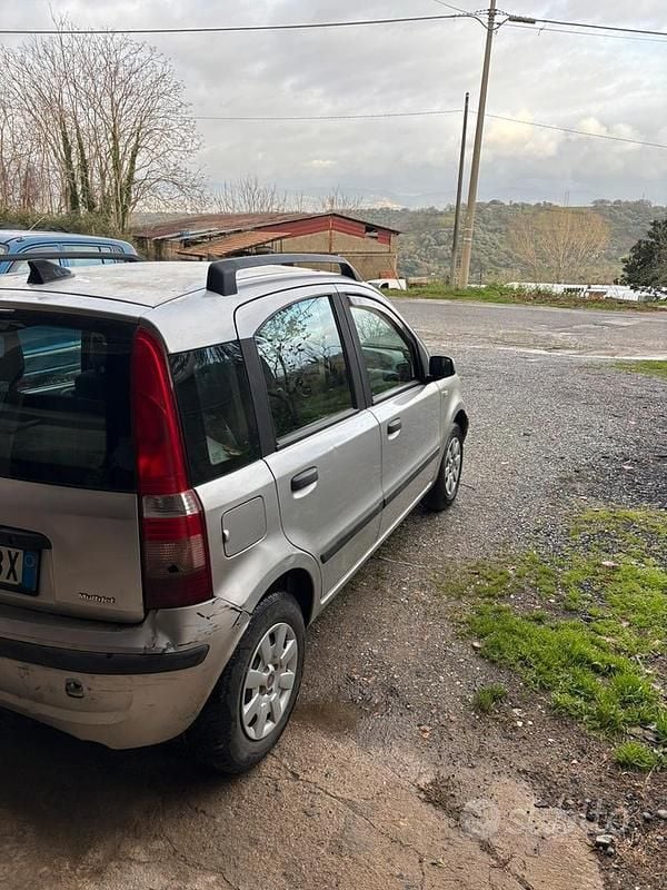 Usata Fiat Panda 70 CV (51 kW) 2006 Grigio Utilitaria