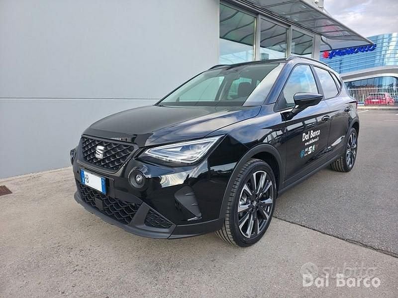 Nuova Seat Arona Black Edition 116 CV (85 kW) 2025 Other SUV