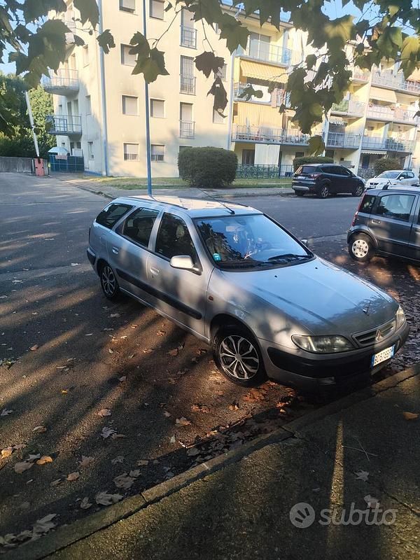 Usata Citroën Xsara Exclusive 90 CV (66 kW) 1999 Grigio Station wagon