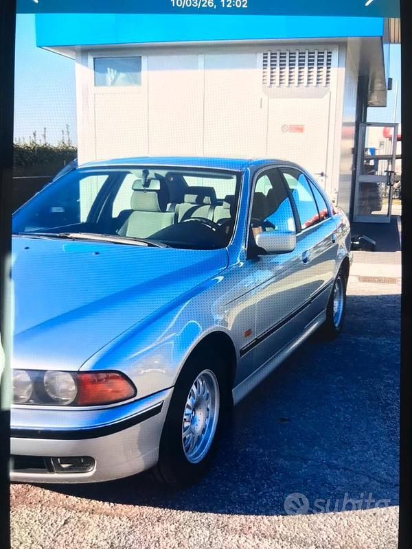 Usata BMW 520 150 CV (110 kW) 1998 Grigio Berlina