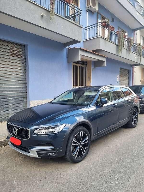 Usata Volvo V90 CC 235 CV (172 kW) 2018 Station wagon