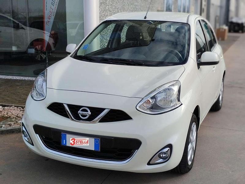 Usata Nissan Micra Acenta 80 CV (58 kW) 2016 Perlato Utilitaria