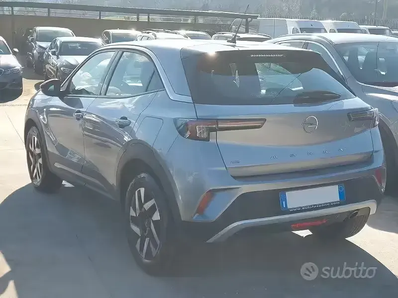 Usata Opel Mokka Elegance 110 CV (80 kW) 2023 Grigio SUV
