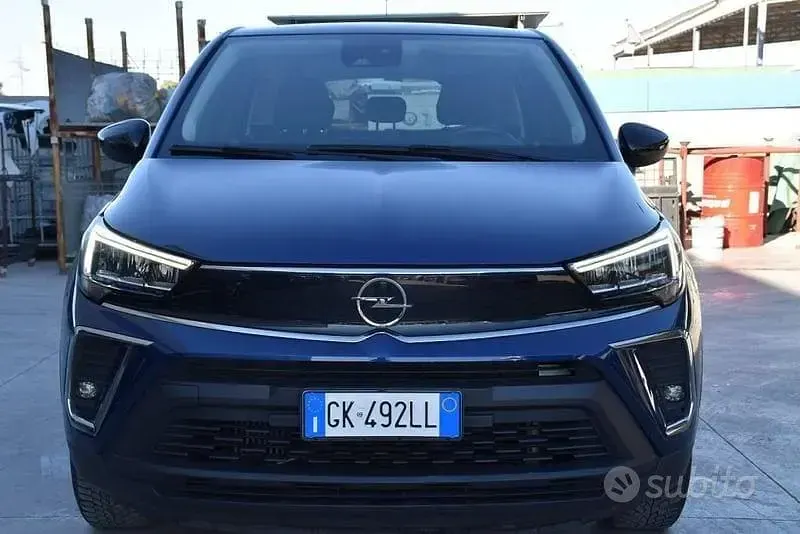 Usata Opel Crossland Edition 110 CV (80 kW) 2022 Blu/azzurro SUV
