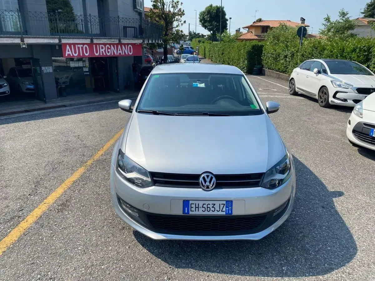 Usata VW Polo Highline 86 CV (63 kW) 2011 Argento Utilitaria