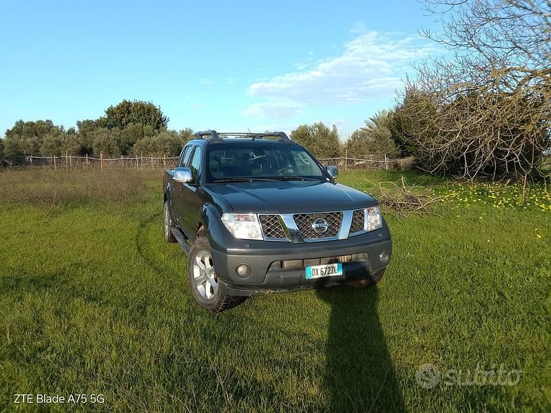 Gebraucht Nissan Navara 190 PS (139 kW) 2009 Grau Pickup