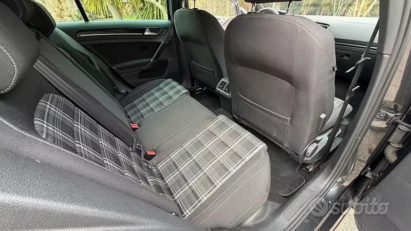Usata VW Golf VII GTI 183 CV (134 kW) 2014 Grigio Berlina