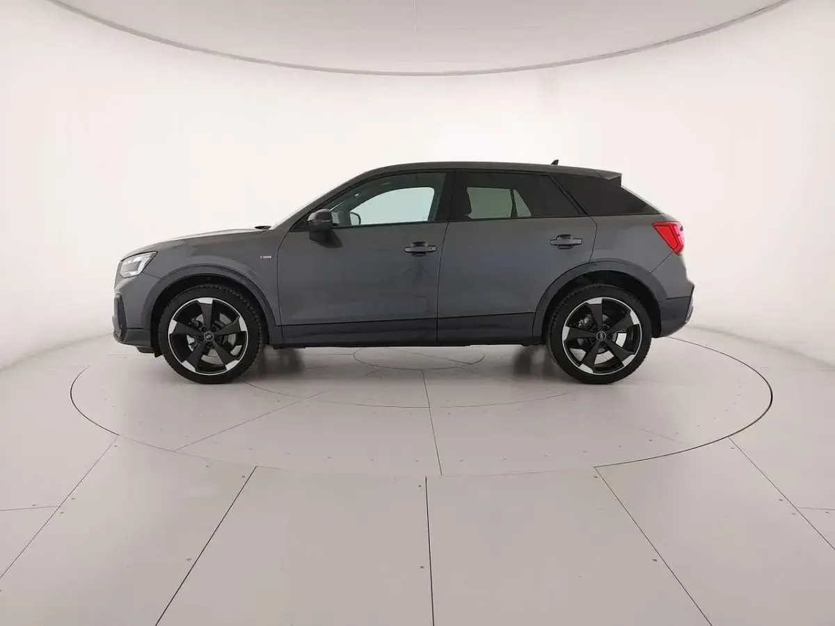 Nuova Audi Q2 S-Line 150 CV (110 kW) 2026 Grigio daytona perlato SUV